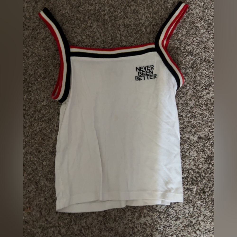 I am selling this "never been better" tank top from forever 21. In a small